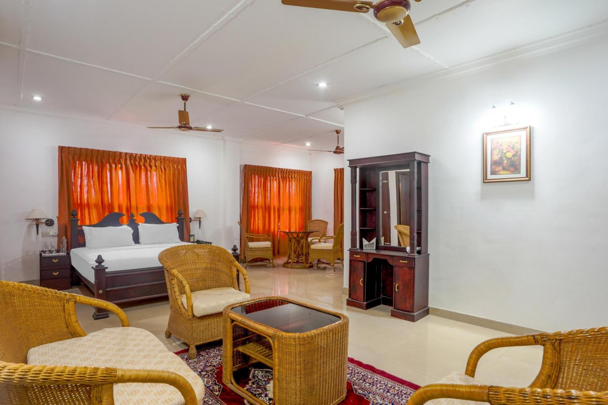 Palette Resorts- Tapovan Green County Thattakād Екстериор снимка